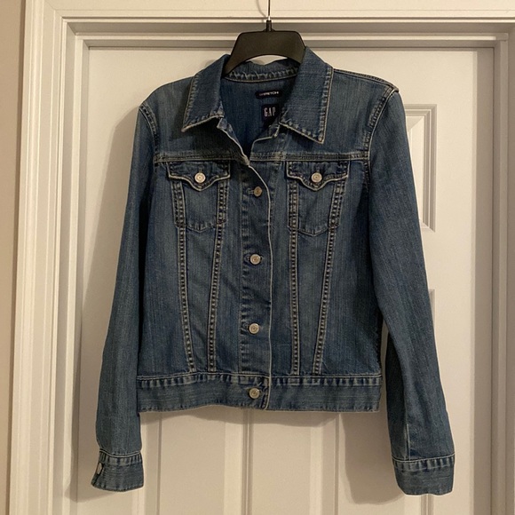 GAP Jean Jacket - Picture 1 of 7